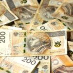 Rozłożone banknoty 200 zł
